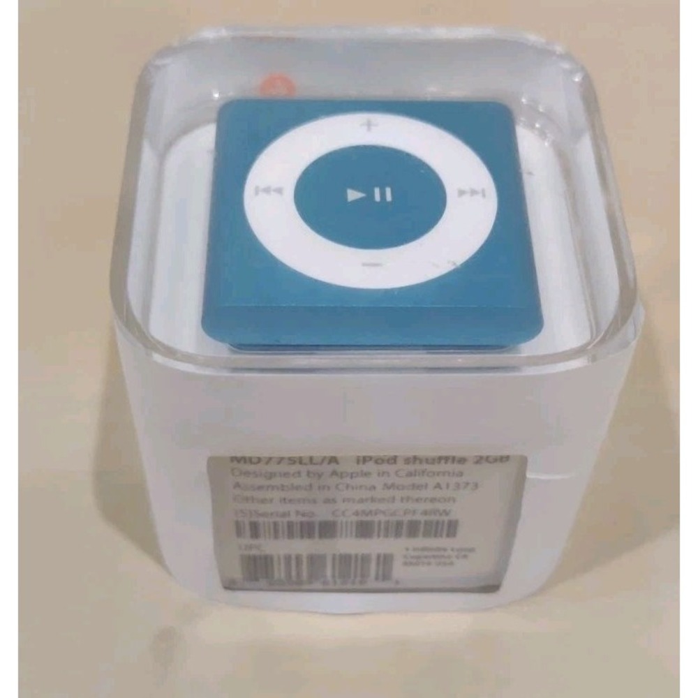Apple‎ iPod shuffle 4th Generation Blue (2GB) New, Sealed in Box! As Is